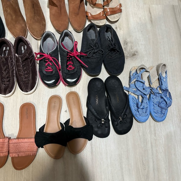 Resellers Shoe Bundle - Picture 3 of 5